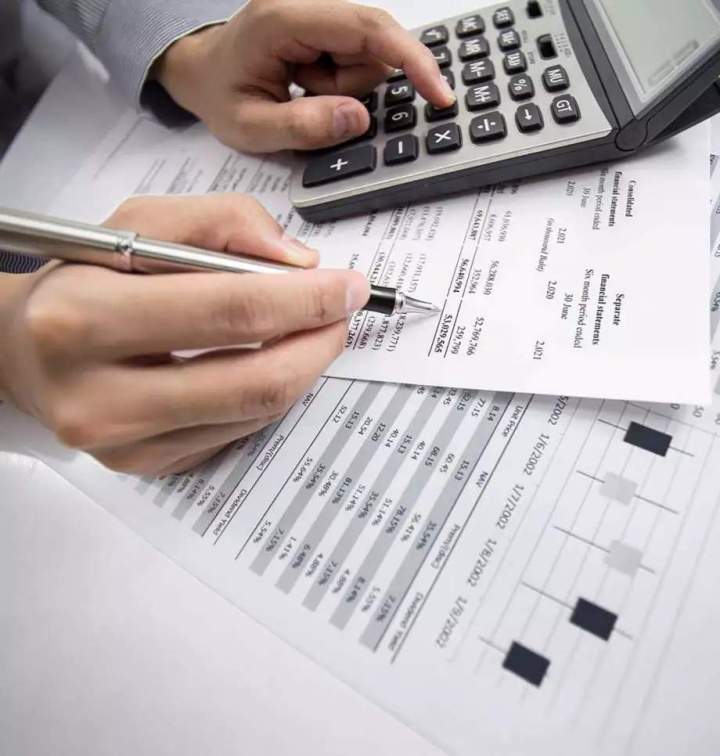 Tax accountant Montreal